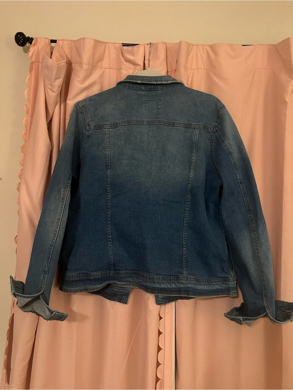 Universal Thread Classic Denim Jacket